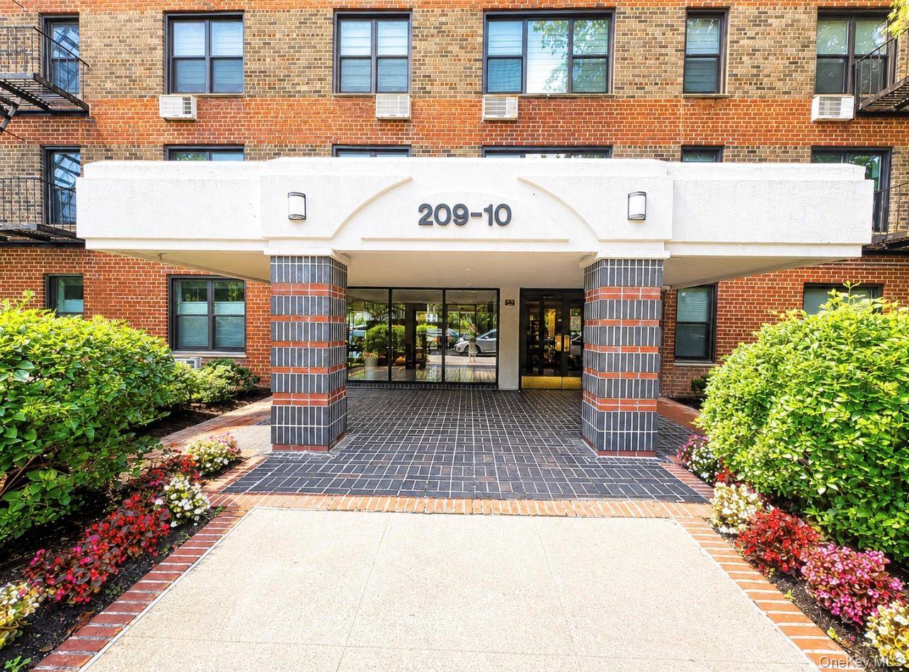 209-10 41st Ave #3N, Bayside, NY 11361