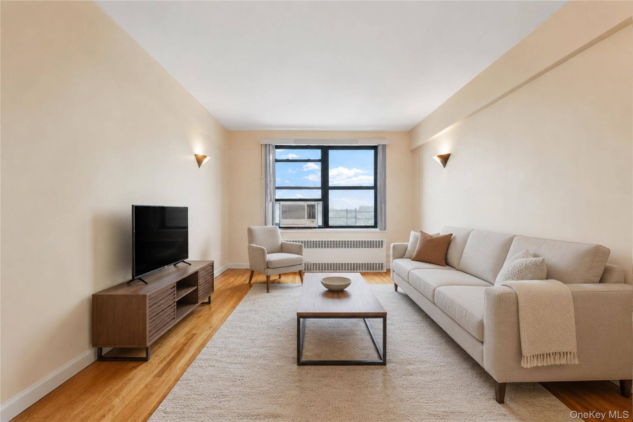 25-15 Union ST #6G, Flushing, NY 11354