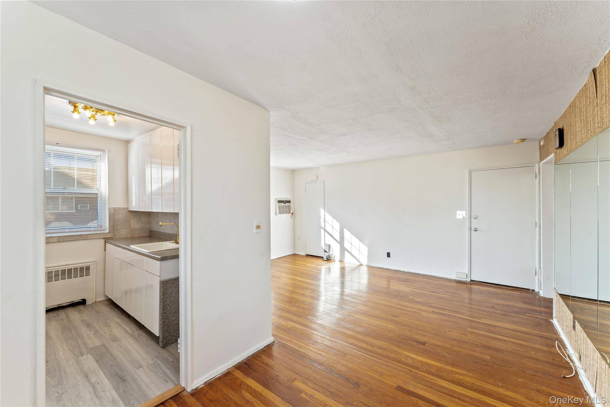 249-36 63rd Avenue ##4-1282, Little Neck, NY 11362