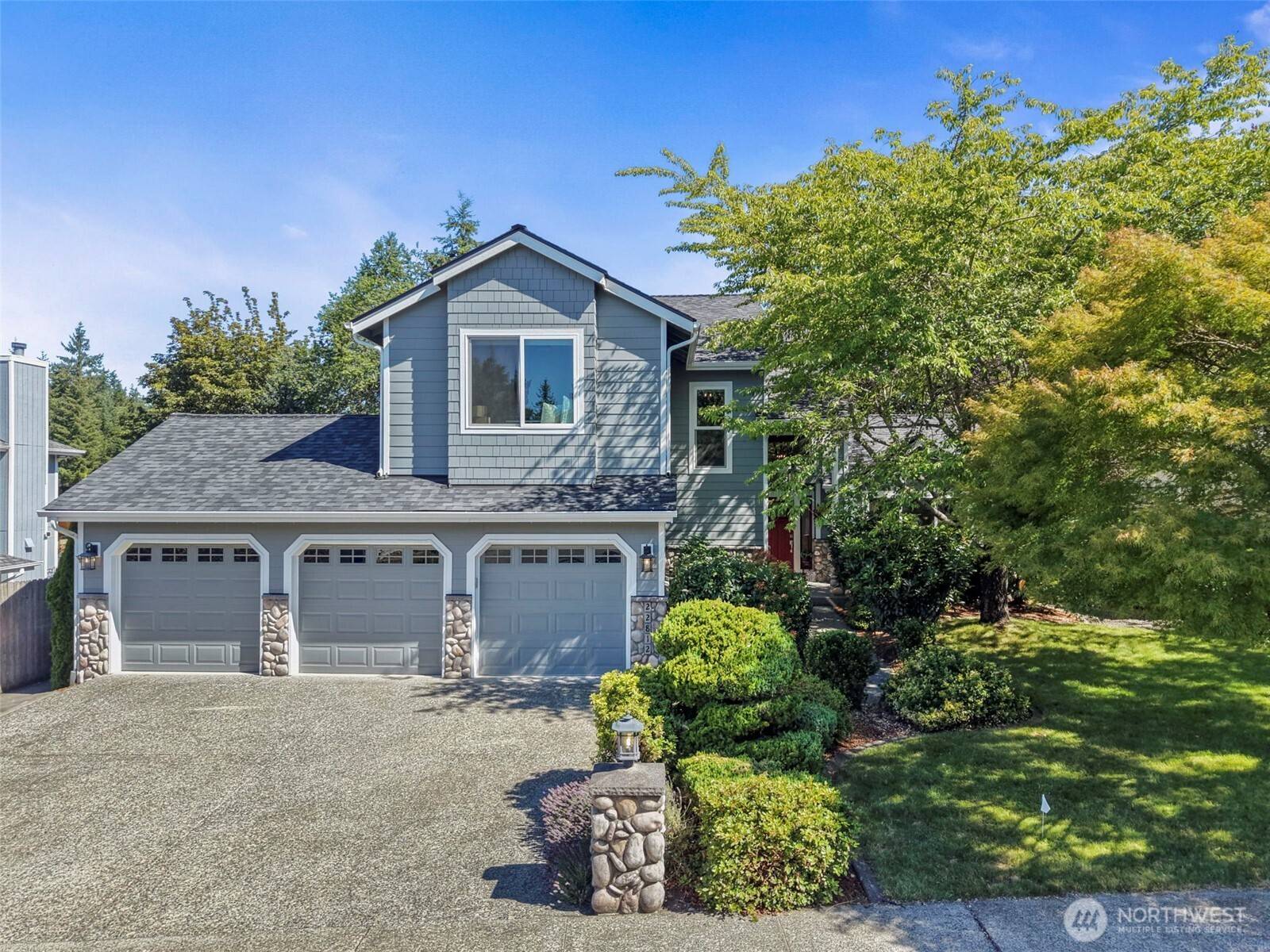 22812 SE 265th PL, Maple Valley, WA 98038