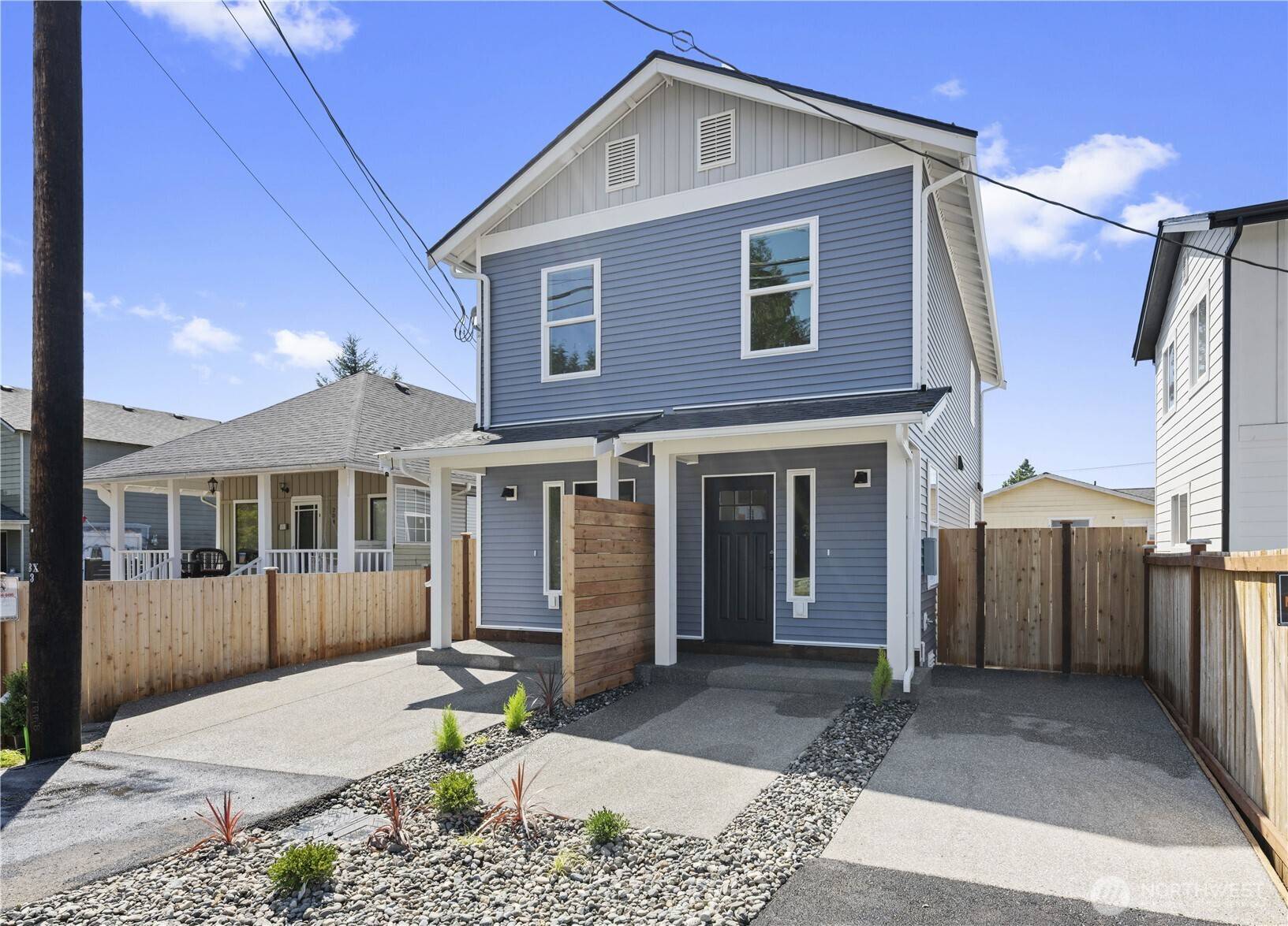 202 S Alder AVE #B, Granite Falls, WA 98252