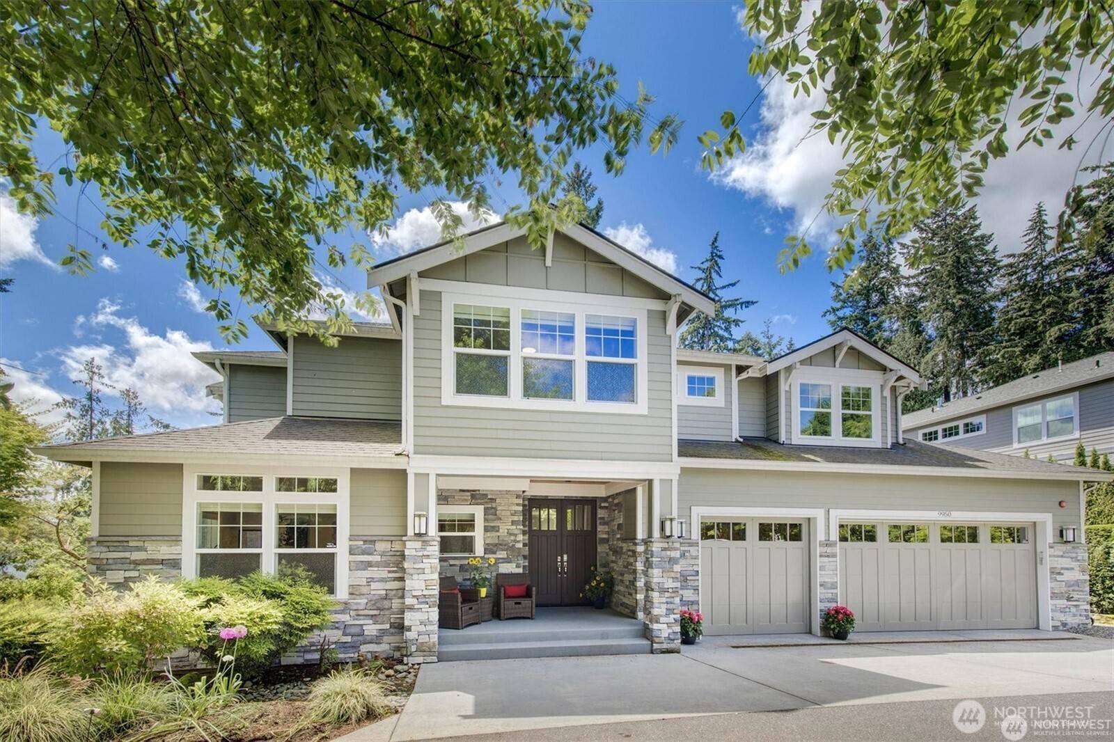 9950 SE 39th ST, Mercer Island, WA 98040