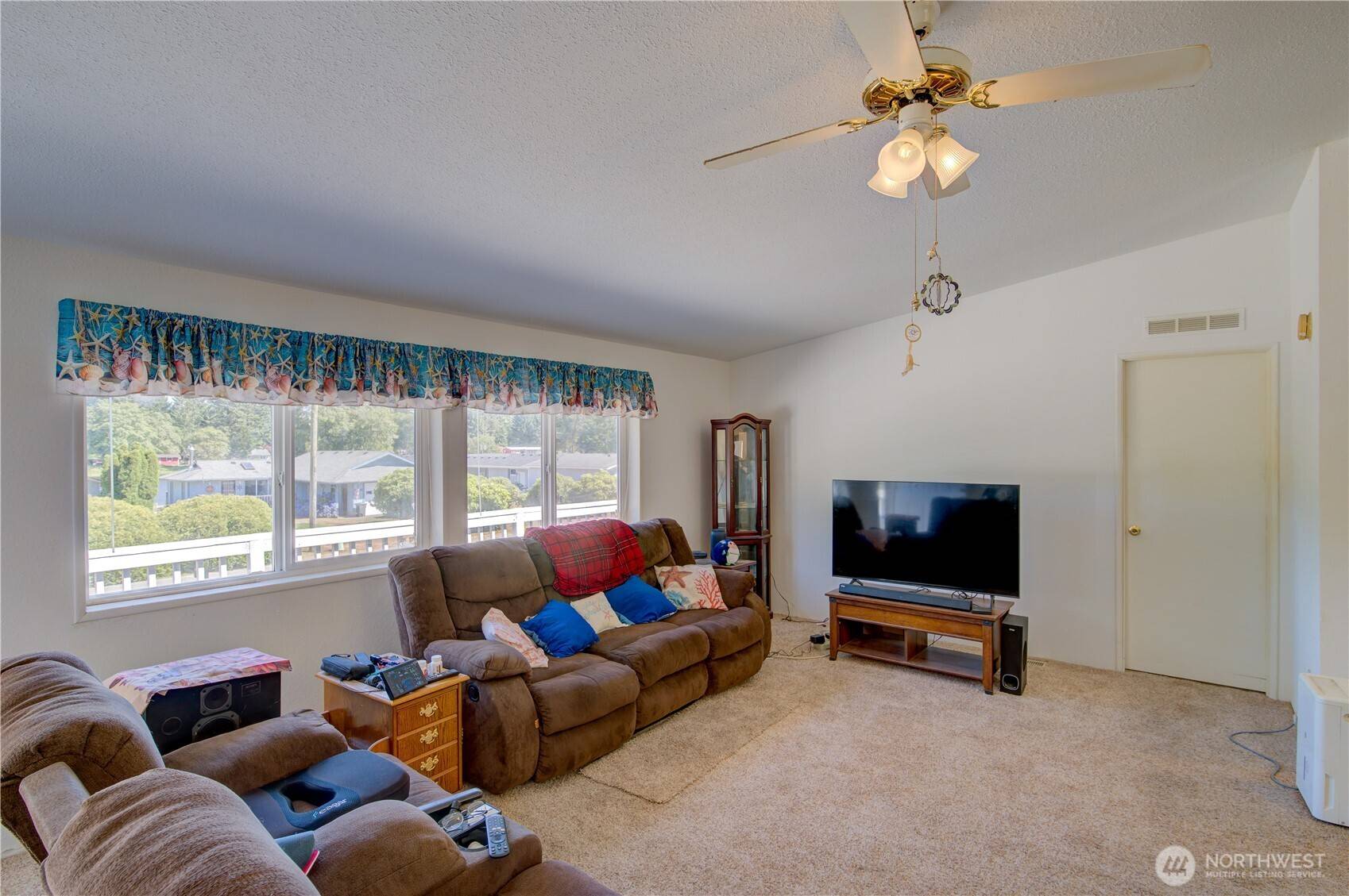 24307 Birch PL, Ocean Park, WA 98640