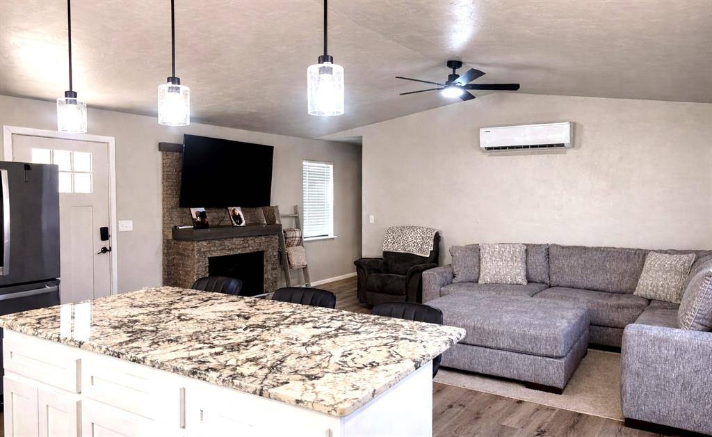 47725 110th ST, Byars, OK 74831