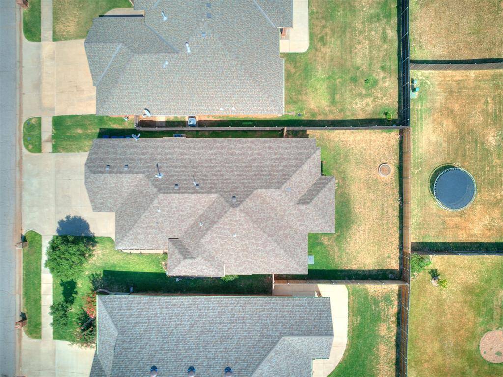 18228 Bridlington DR, Edmond, OK 73012