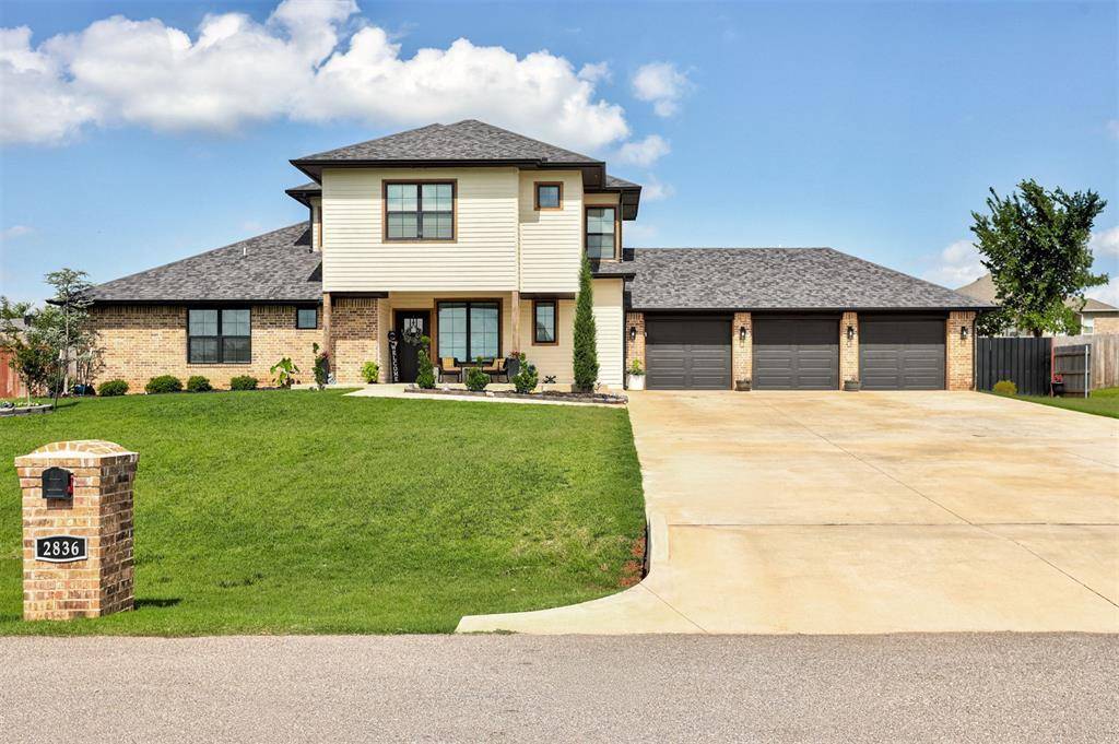 2836 Redwood CT, Newcastle, OK 73065