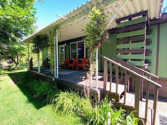 6494 Myrtle Dr, Nine Mile Falls, WA 99026-0000