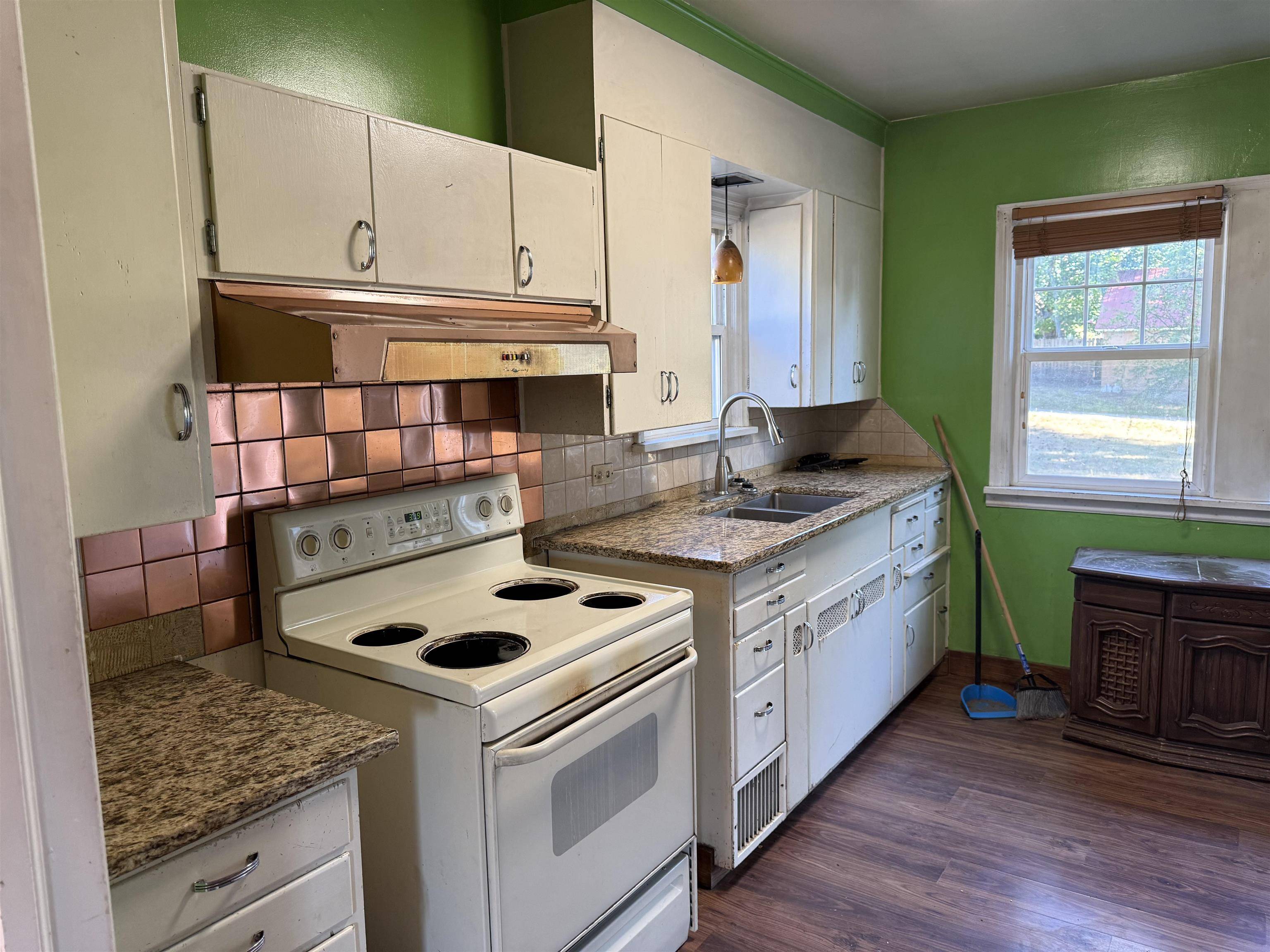 836 W 5th St, Newport, WA 99156