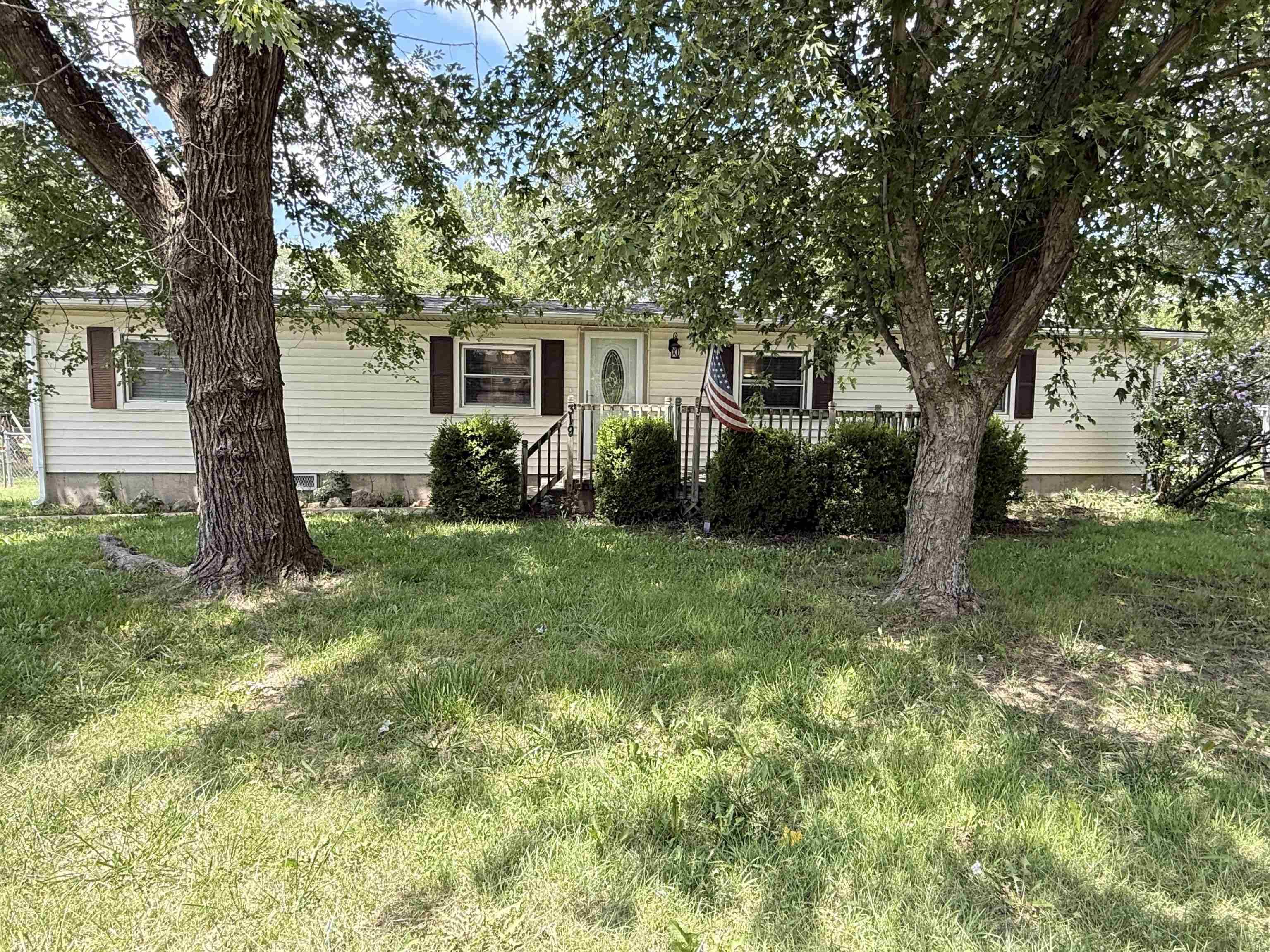 319 S 6th St., Towanda, KS 67144