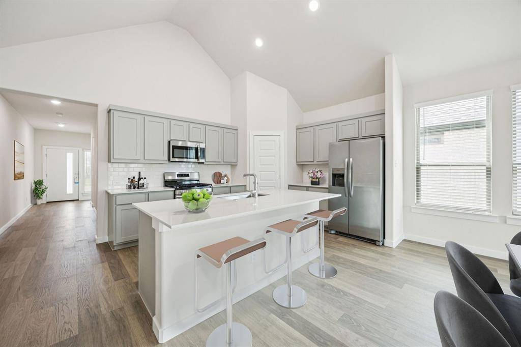 146 Sunset Canyon Drive, Lavon, TX 75166