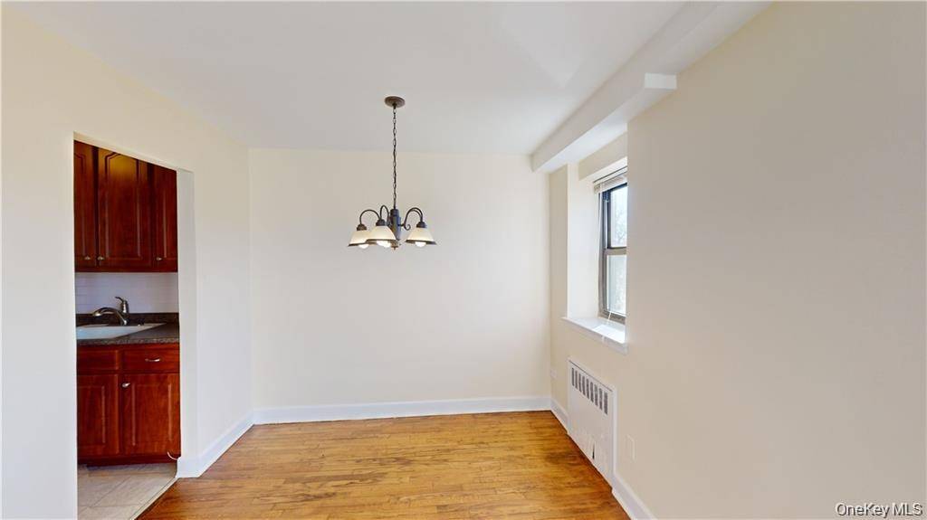 4200 herkimer PL #4e, Bronx, NY 10470