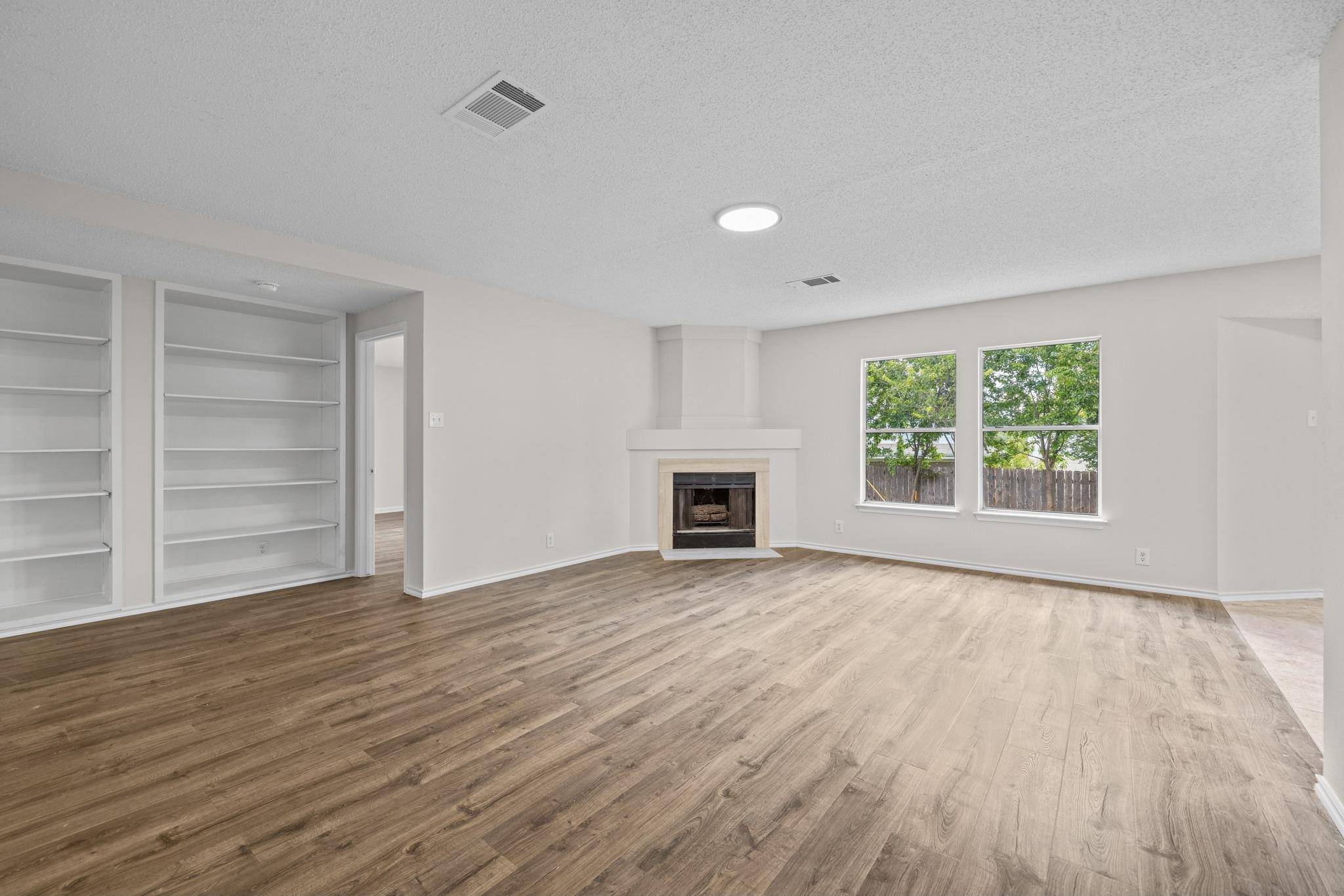 708 Justeford DR, Pflugerville, TX 78660