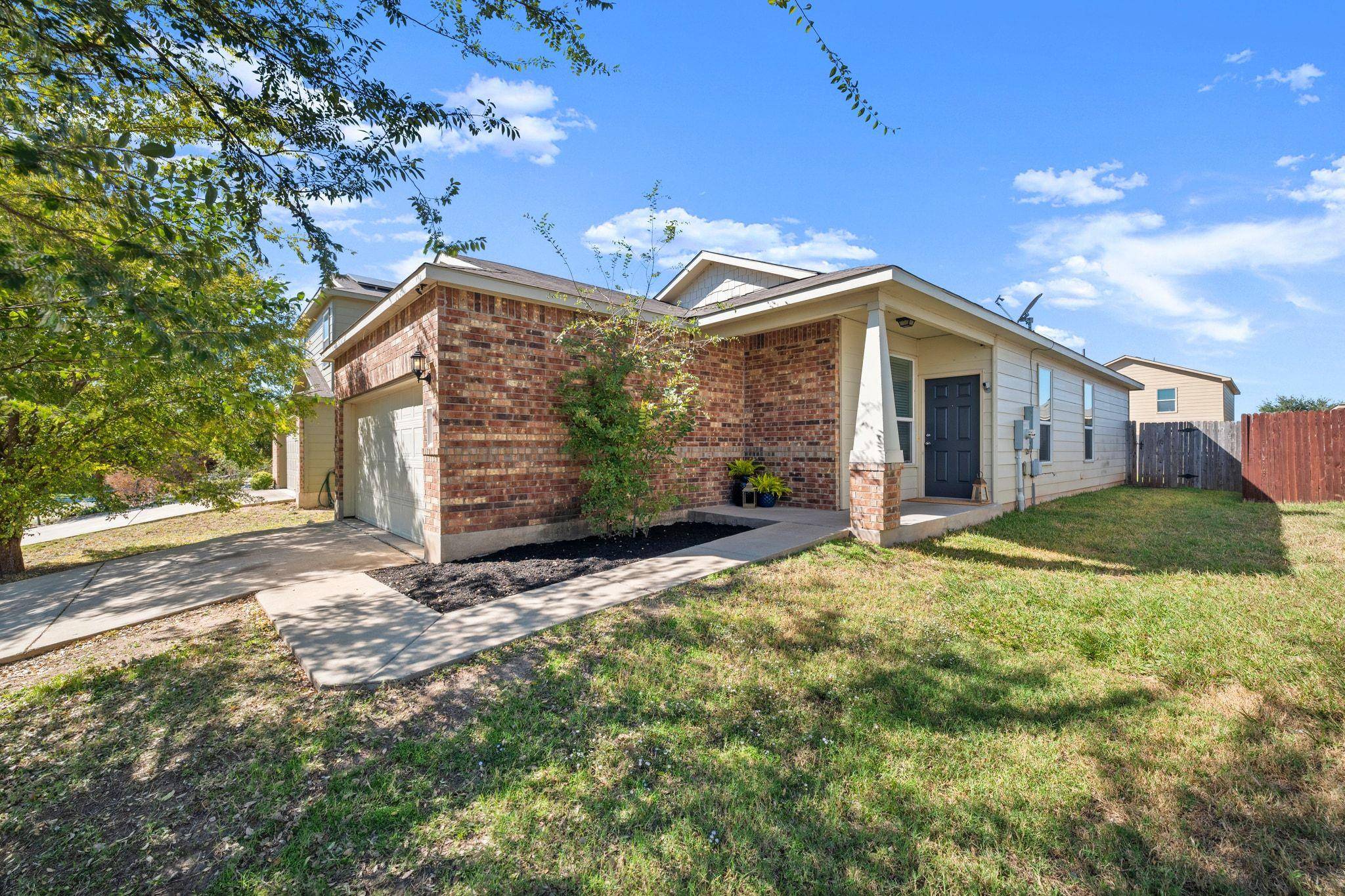 5704 Levenwood LN, Austin, TX 78724