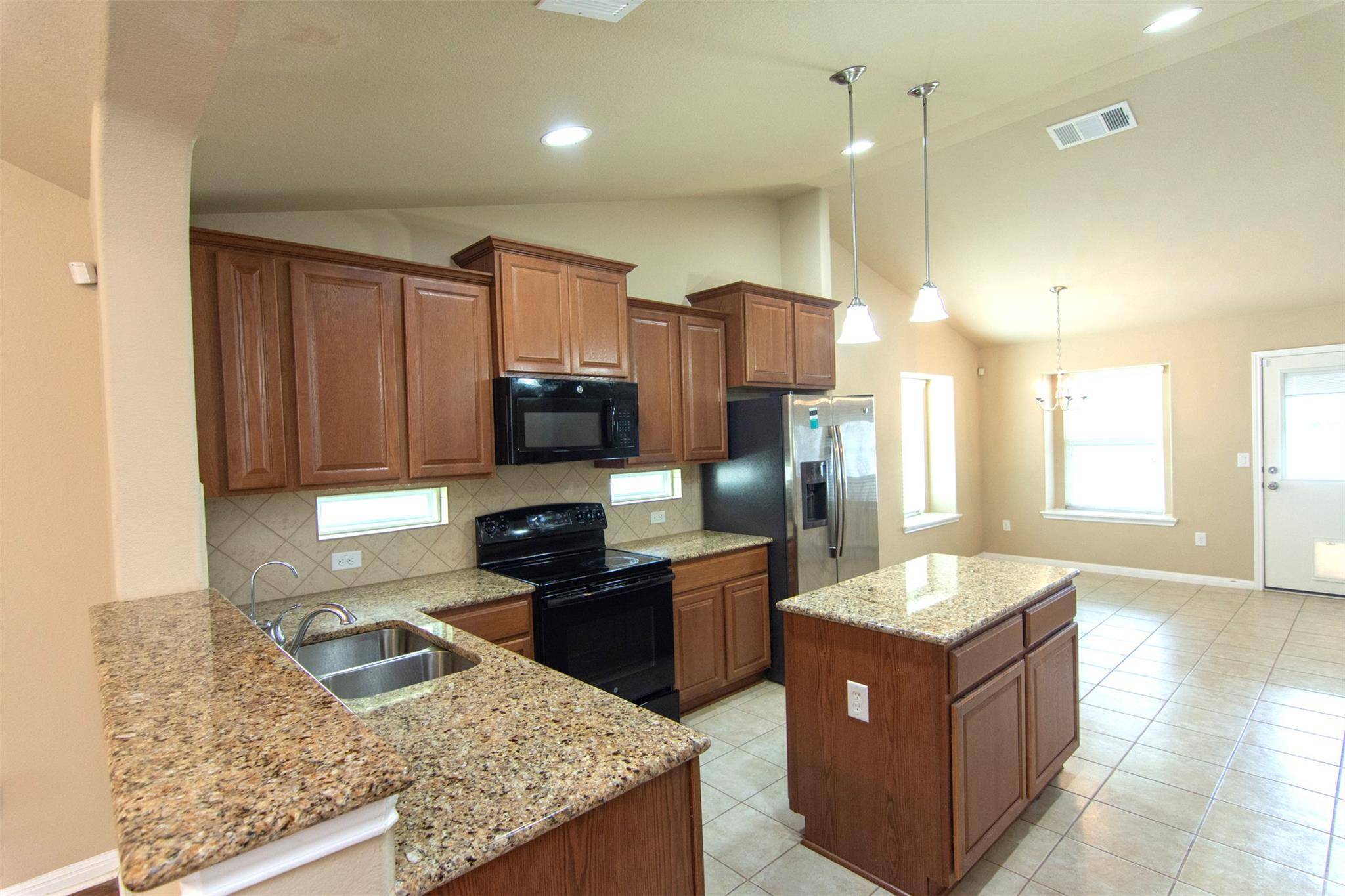 18405 Tall Grass Prairie DR, Pflugerville, TX 78660