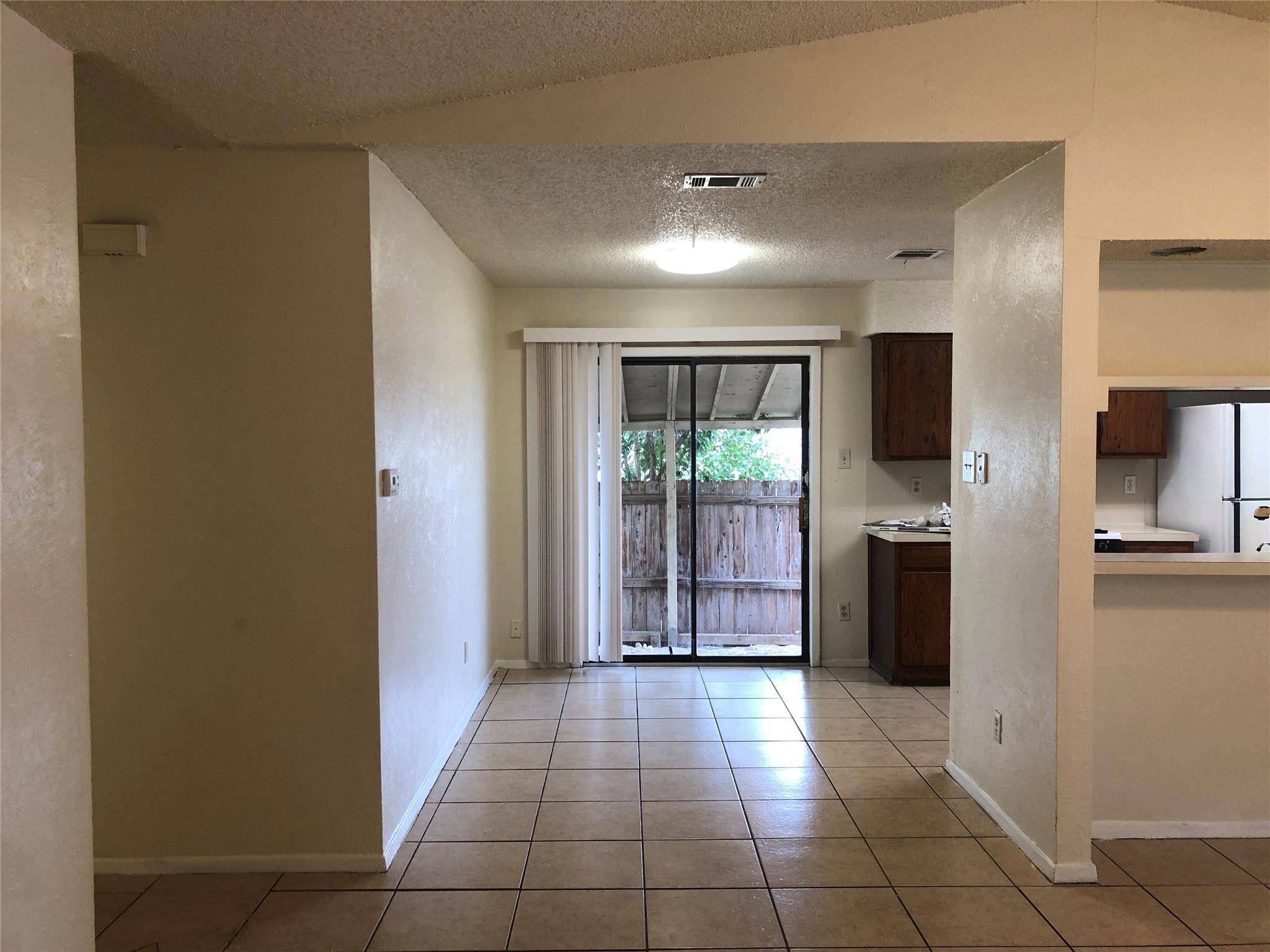 11510 Walnut Ridge DR #B, Austin, TX 78753