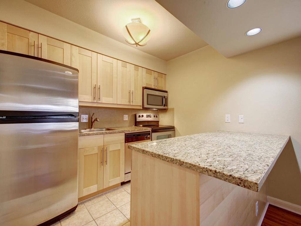 7685 Northcross DR #221, Austin, TX 78757