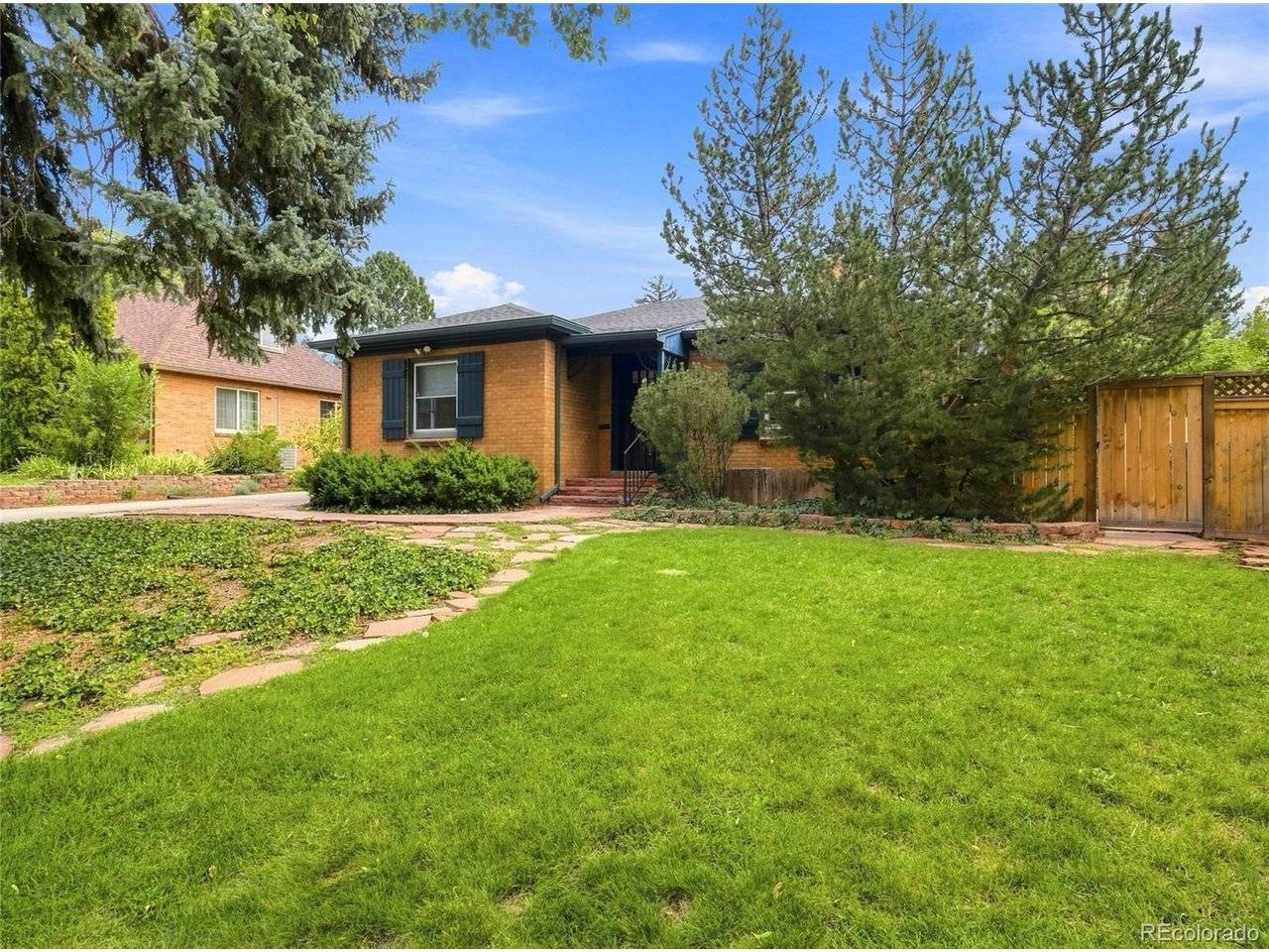 1010 Newport, Denver, CO 80220