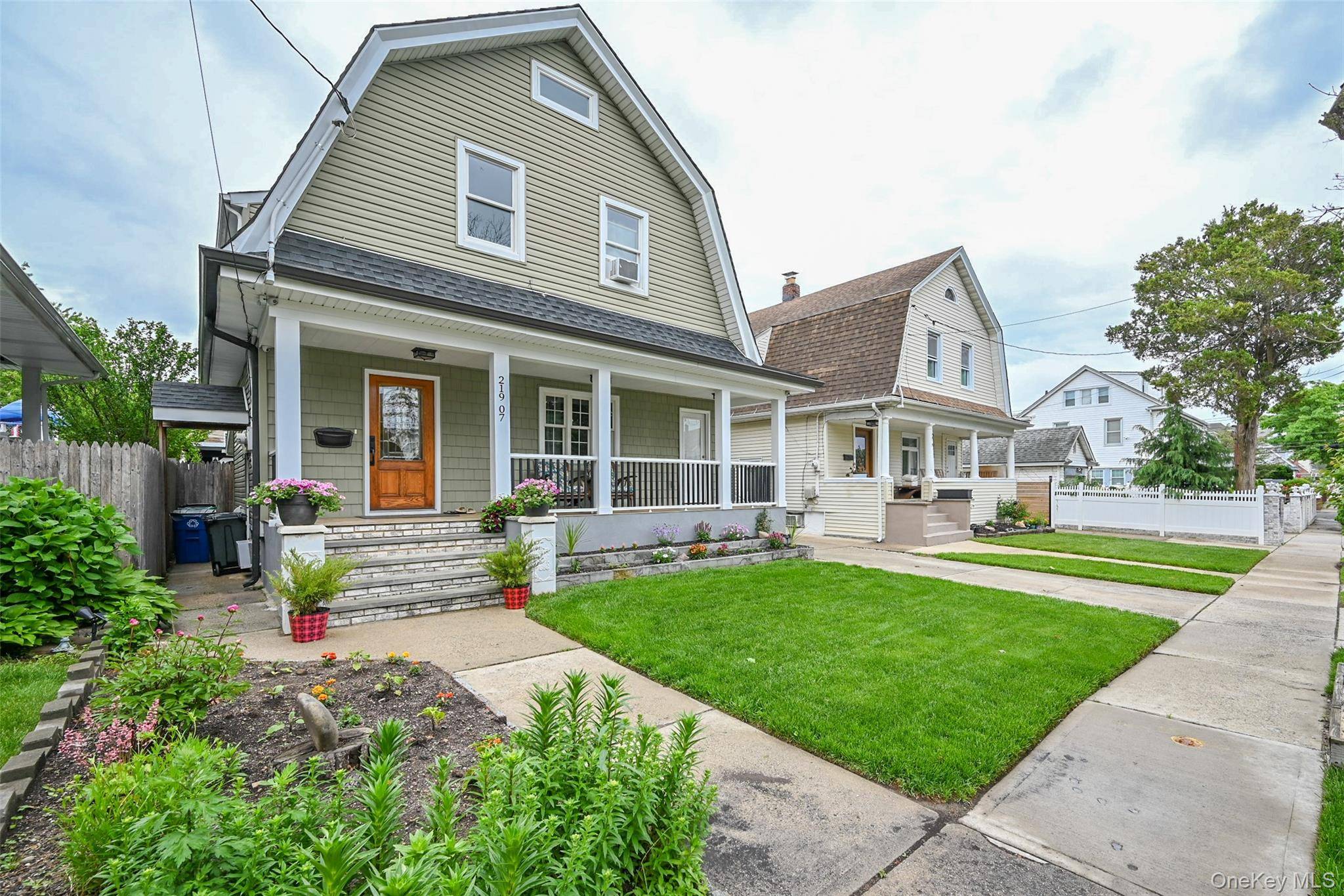 219-07 101st AVE, Queens Village, NY 11429