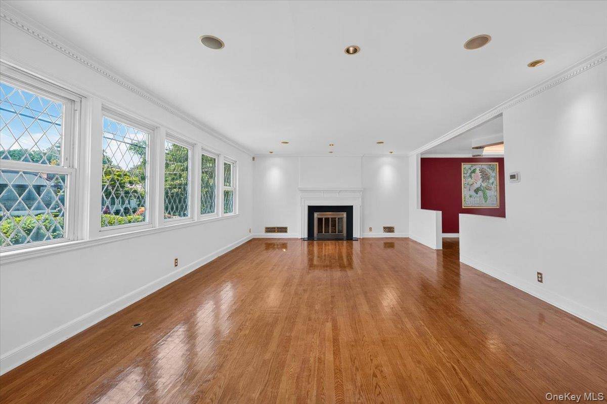 1155 Webster AVE, New Rochelle, NY 10804
