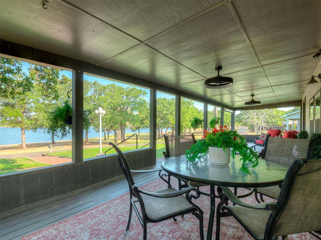 7408 Antlers DR, Marlow, OK 73055