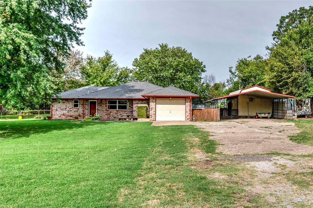 121 Meadow LN, Chandler, OK 74834