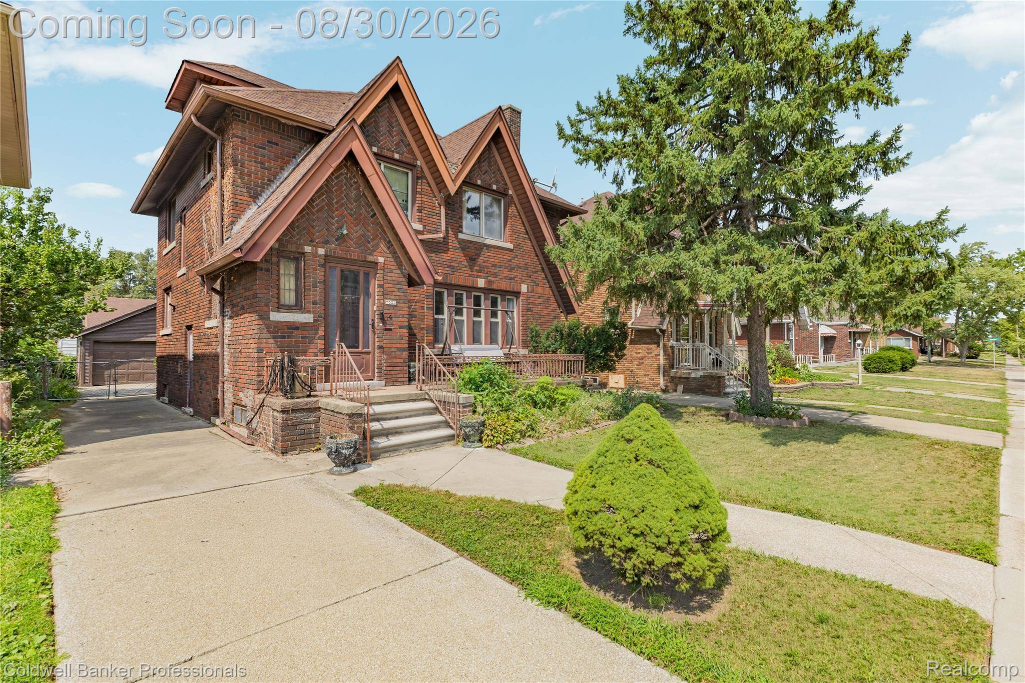 7523 Freda ST, Dearborn, MI 48126