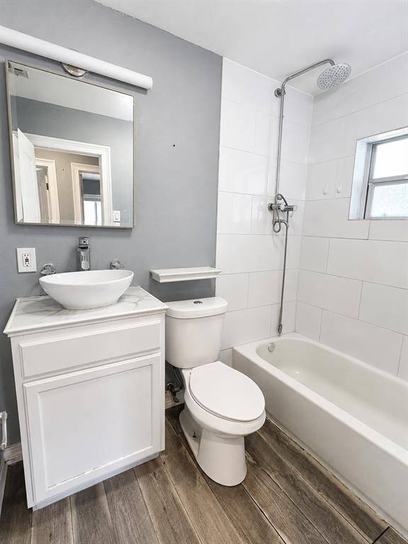 1417 Hillcrest Street, Mesquite, TX 75149