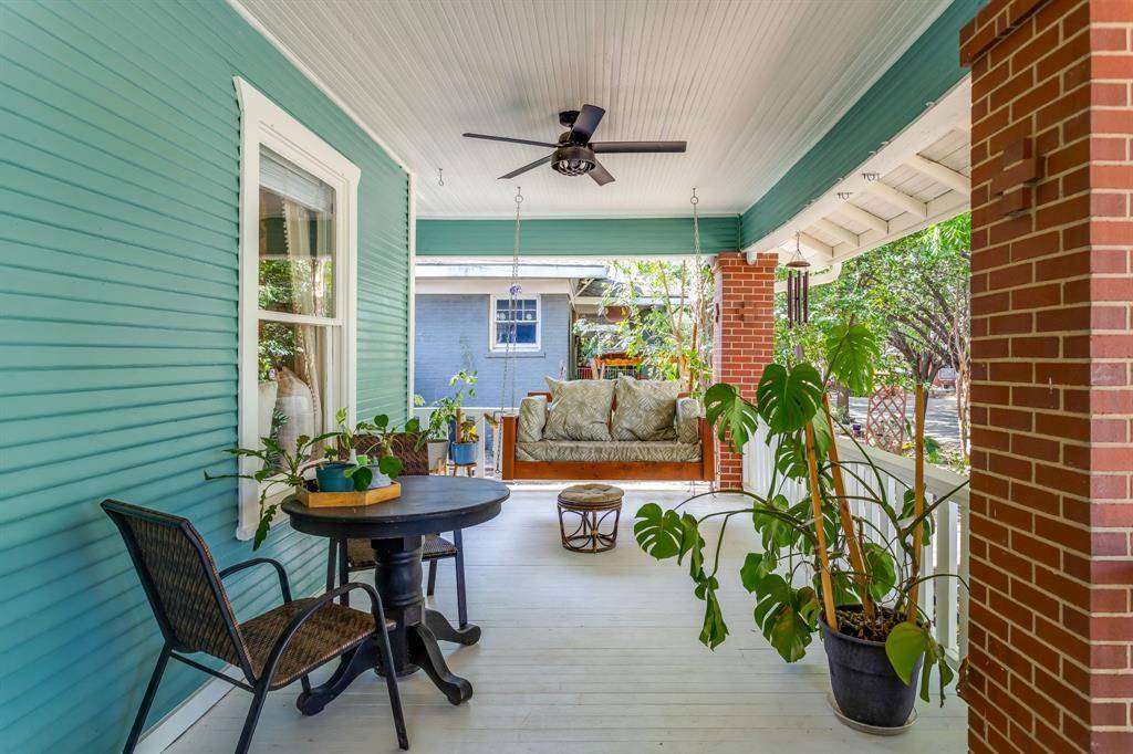 2201 Alston Avenue, Fort Worth, TX 76110