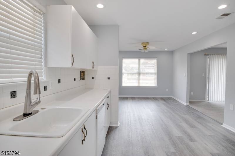 8 Millie Ln #8, East Hanover Twp., NJ 07936