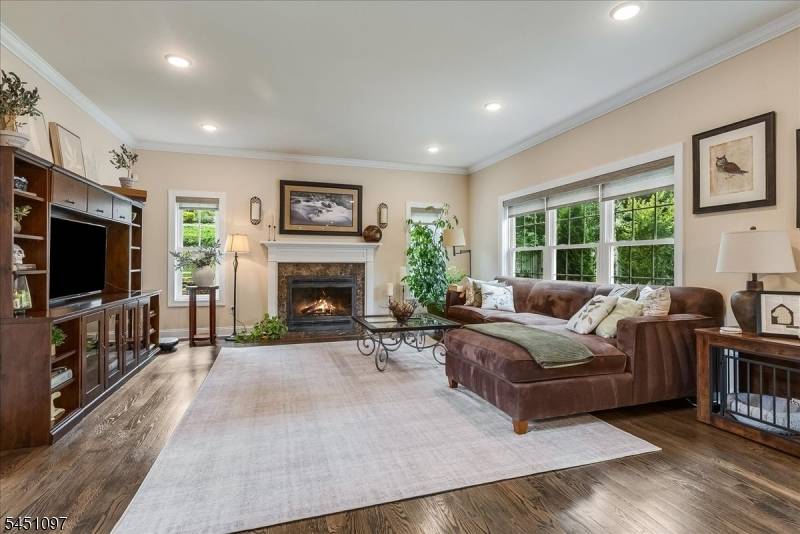 6 Jared Pl, Mount Olive Twp., NJ 07828