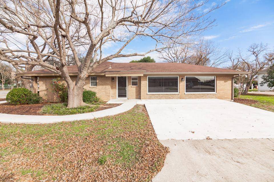 201 Taylor ST, Hutto, TX 78634