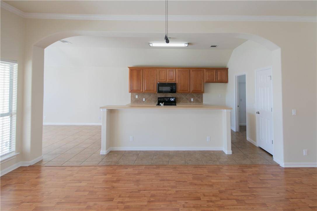 20201 Mustang Island CIR, Pflugerville, TX 78660