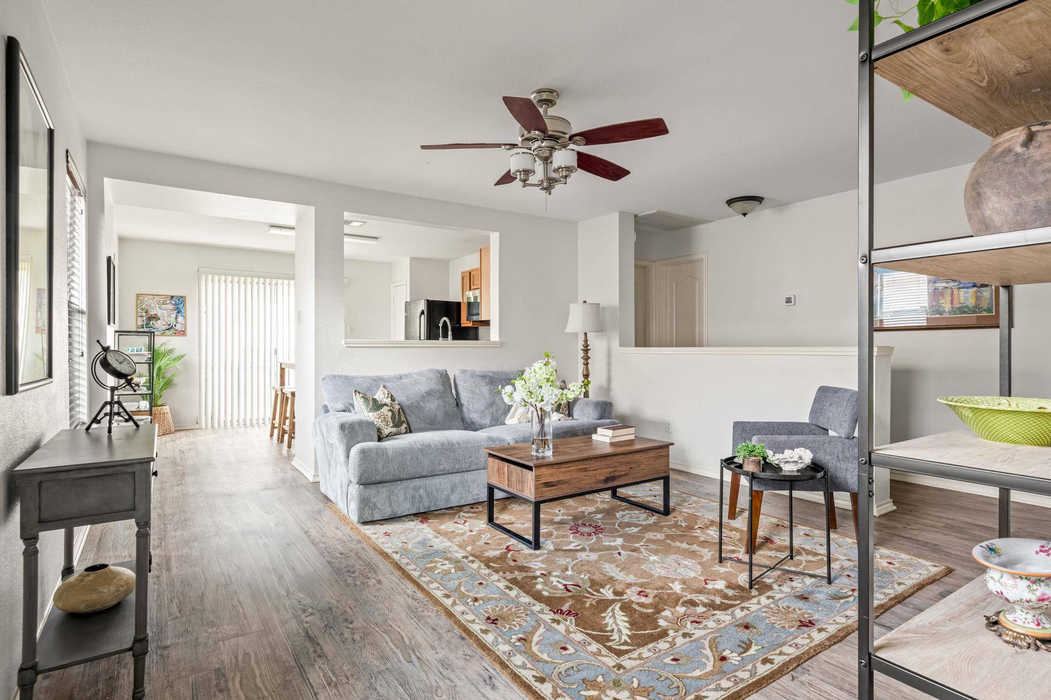 5624 Thunder Gulch DR, Del Valle, TX 78617