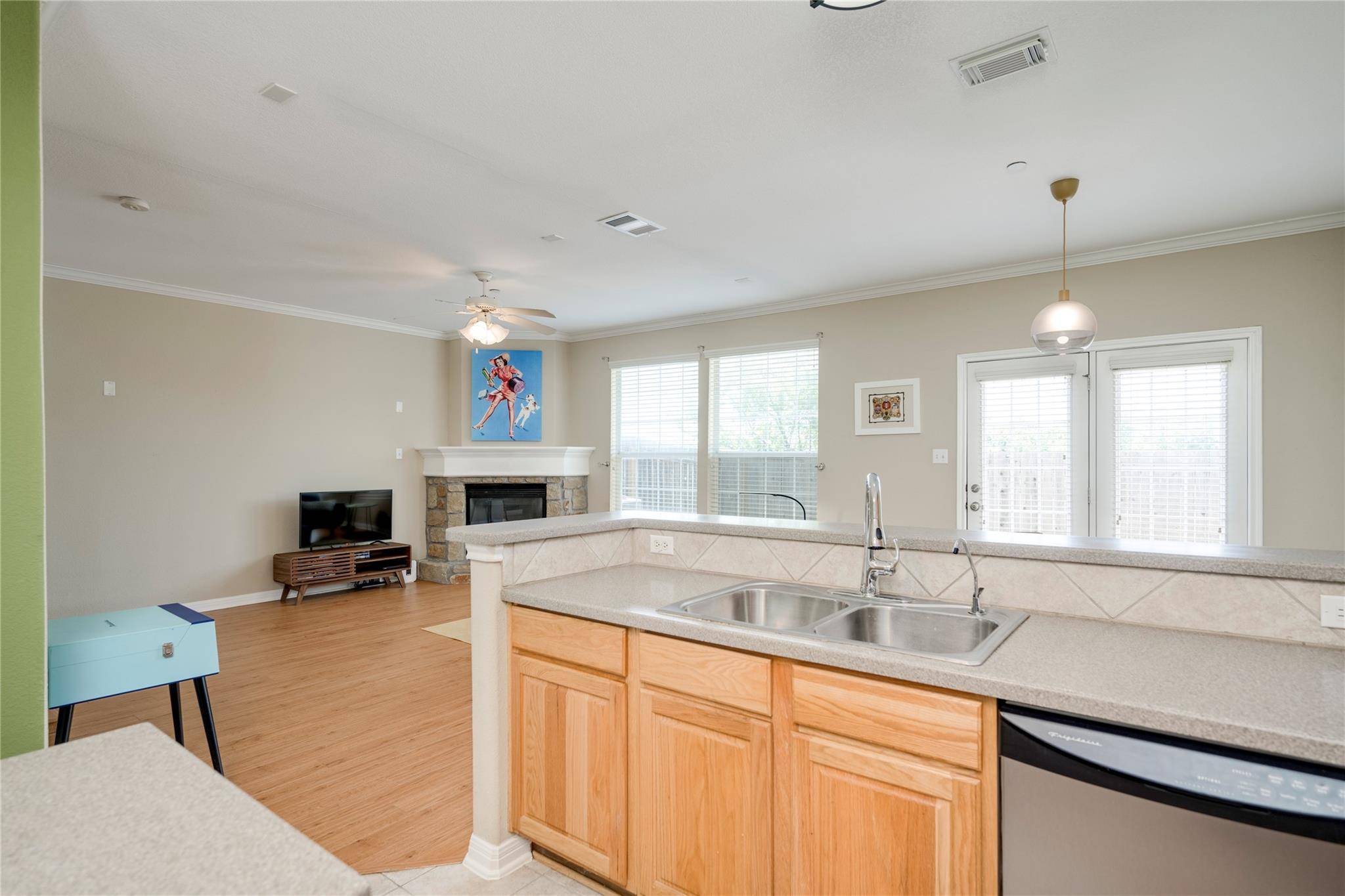 1101 E Parmer LN #315, Austin, TX 78753
