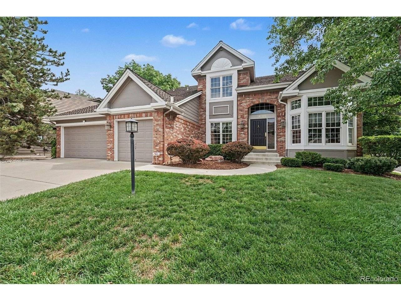 4725 E Pinewood, Centennial, CO 80121