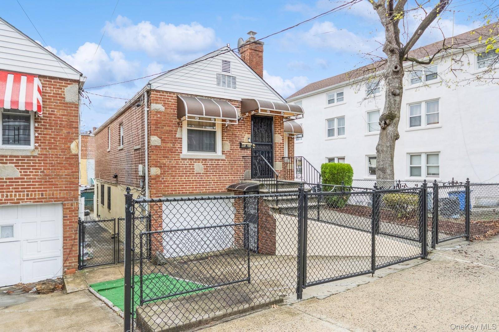 4121 Grace AVE, Bronx, NY 10466