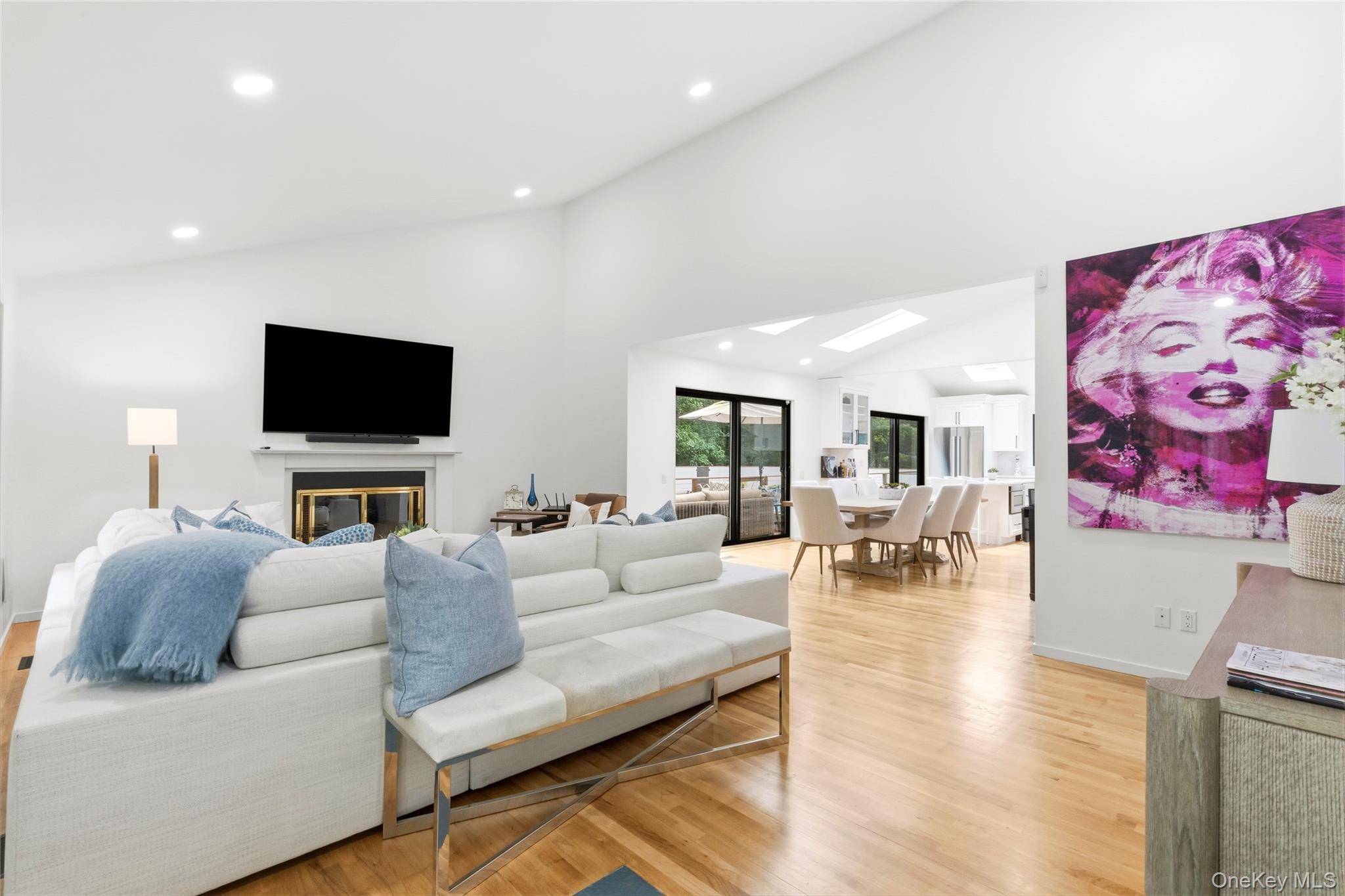 98 Old Farm RD, Sagaponack, NY 11962