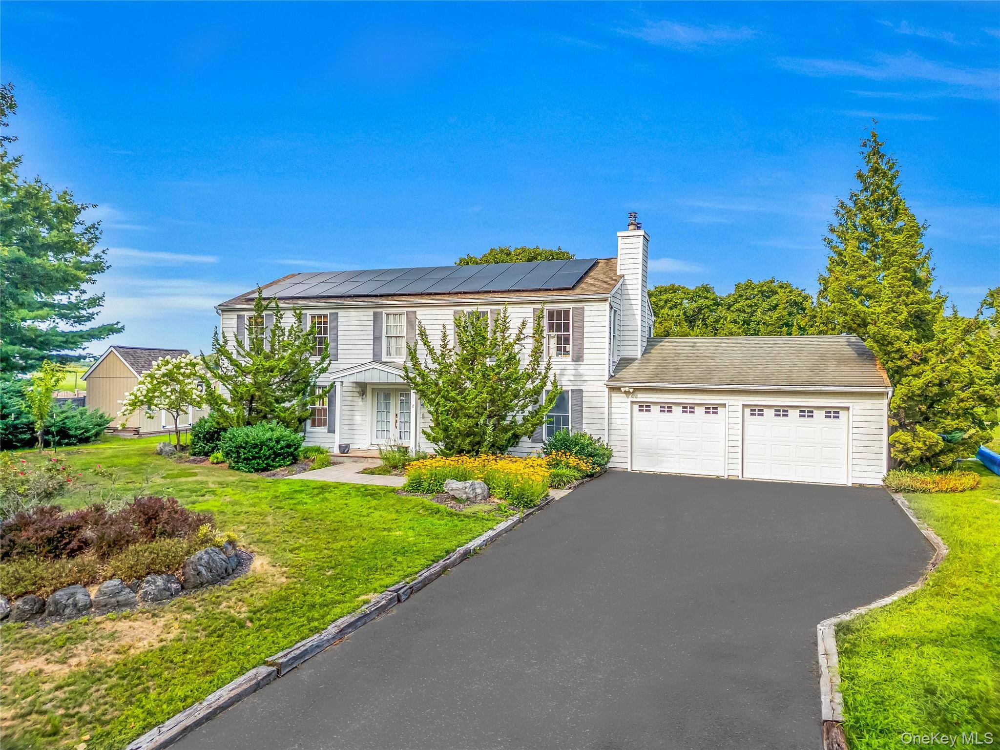 8 High Meadow LN, Jamesport, NY 11947,Video Tour