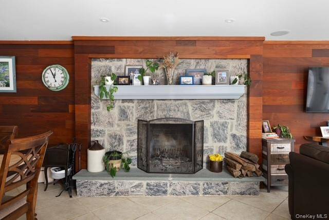 25 W 10th RD, Broad Channel, NY 11693