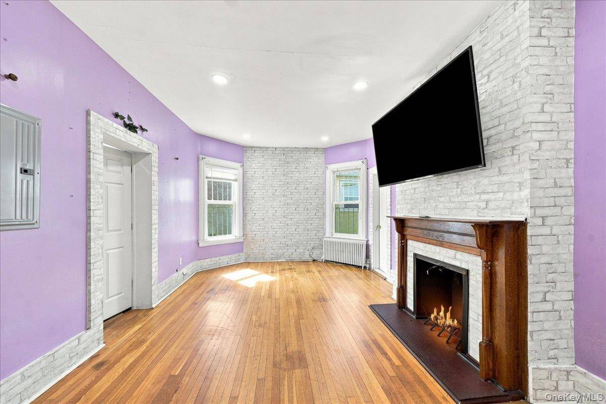 228 N 5th AVE, Mount Vernon, NY 10550