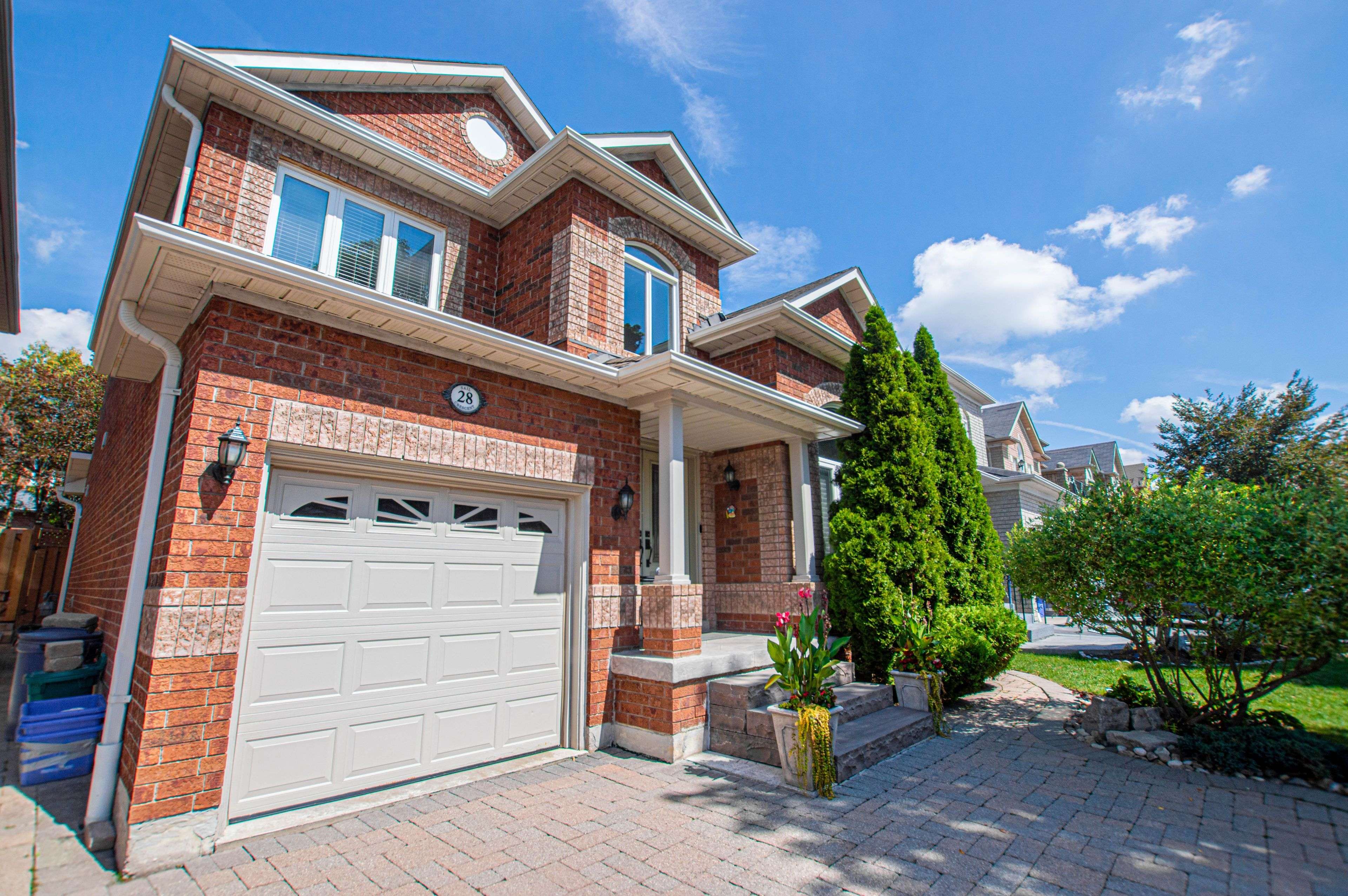 28 Sail CRES, Vaughan, ON L6A 2Z2