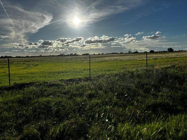 N 1260 RD, Dill City, OK 73641
