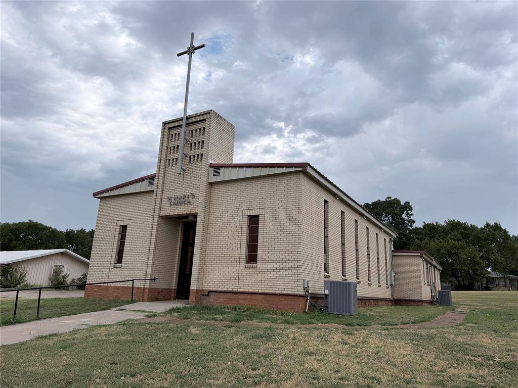 220 N Miller AVE, Wanette, OK 74878