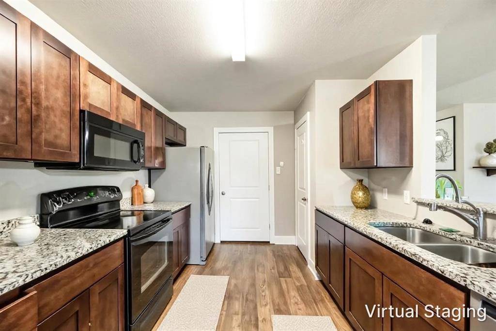 3807 Alsbury Street, Dallas, TX 75216