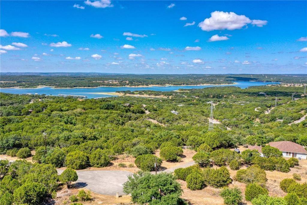 6802 Cedar Ridge CIR, Lago Vista, TX 78645