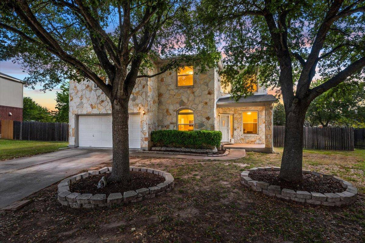 118 Rio Grande DR, Kyle, TX 78640