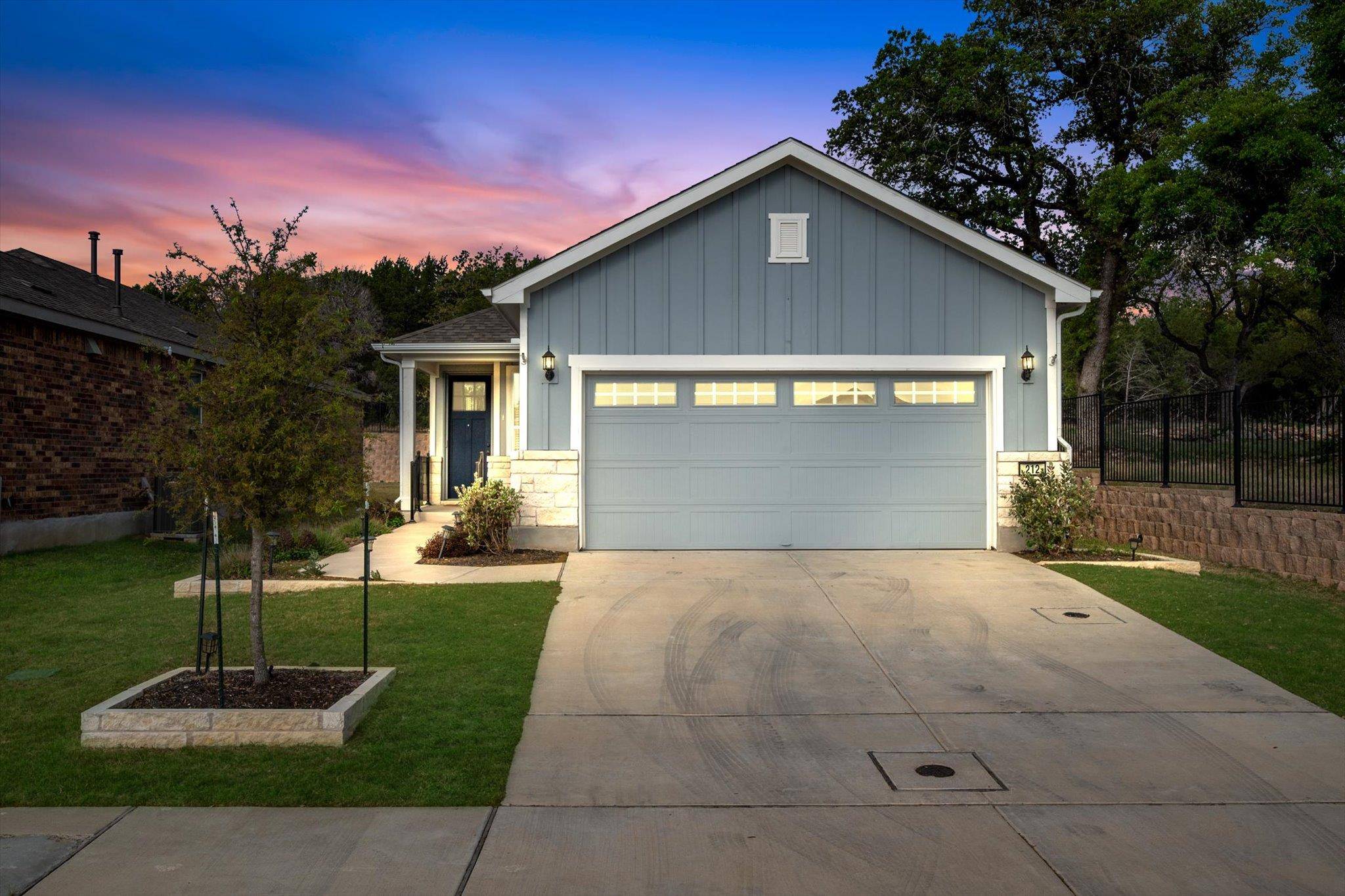 212 Coachsmith ST, Georgetown, TX 78633