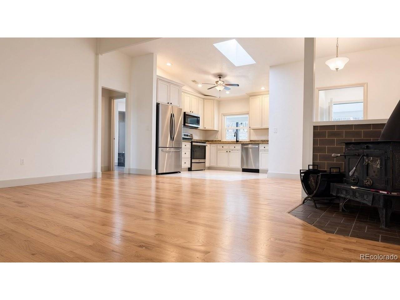 1251 Valley View, Larkspur, CO 80118