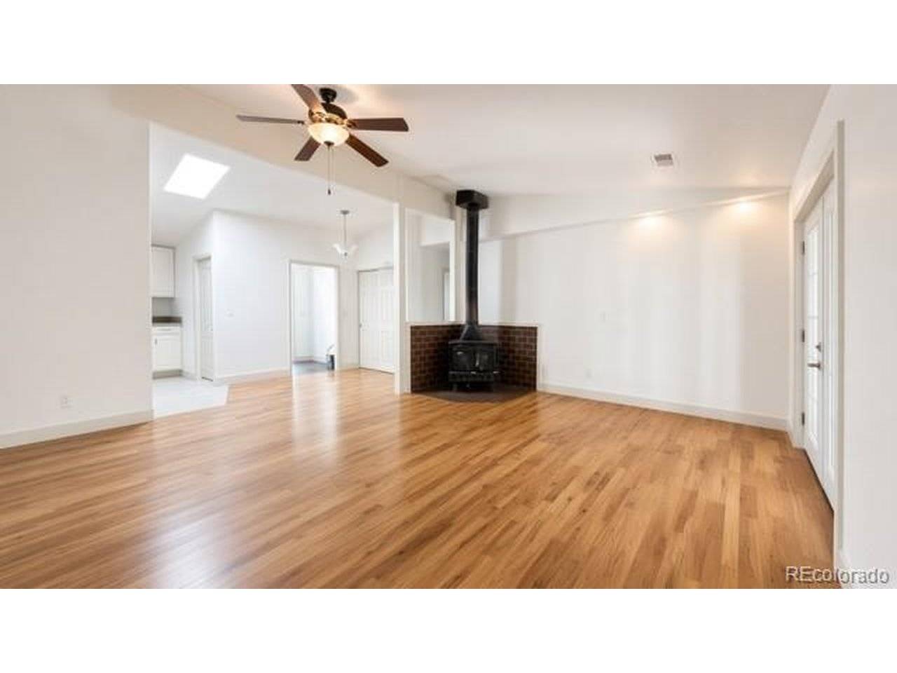 1251 Valley View, Larkspur, CO 80118