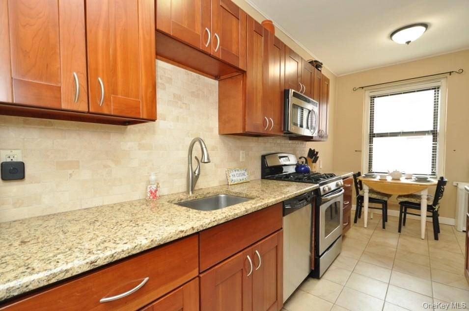 143 Garth RD #5J, Scarsdale, NY 10583
